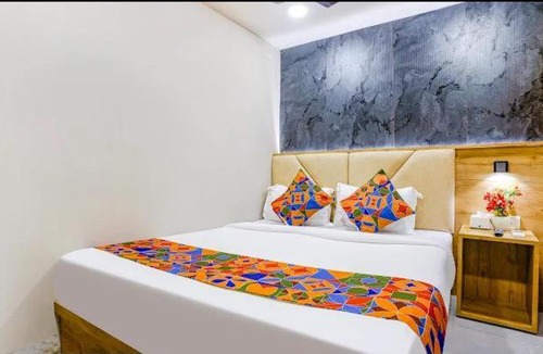 Prabhadevi House | Hotel Baghdad Palace