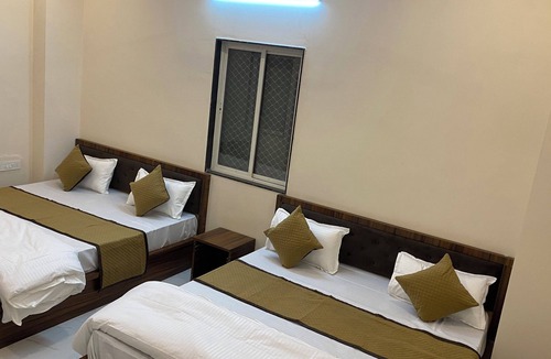 Khatu Hotel | Hotel Banshi wala