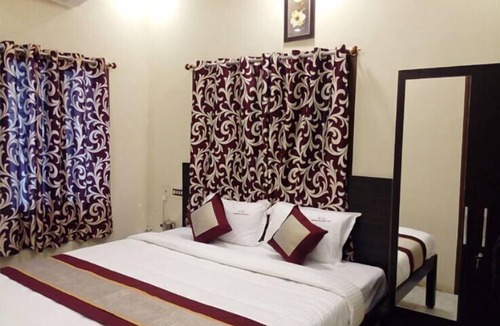 Thanjavur Hotel | Hotel Barnabas Homestay