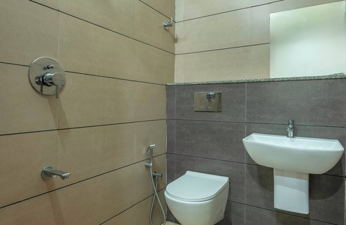 Nileswaram Hotel | Hotel Beverly Residency