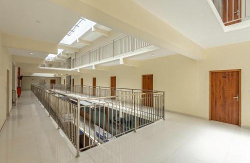 Nileswaram Hotel | Hotel Beverly Residency - Nileshwar
