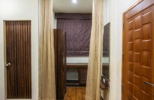 Rajkot Hotel | Hotel Bhabha