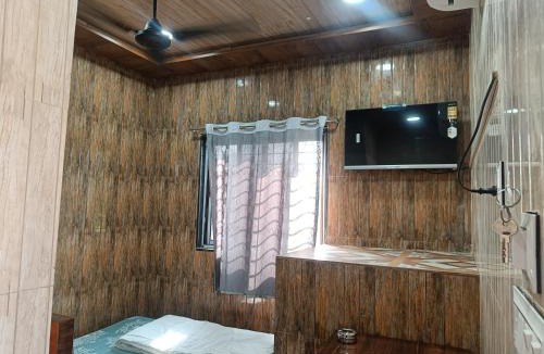 Bandra East House | Hotel Bhagirath