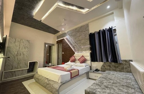 Abu Road Hotel | Hotel Bhagya Laxmi
