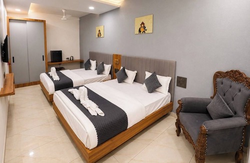 Bhuj Hotel | Hotel Bhujiyo Hills