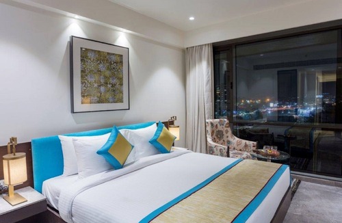 Thaltej Hotel | Hotel Binori