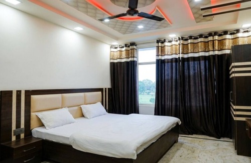 Sikandra Hotel | Hotel Blue Berry Agra