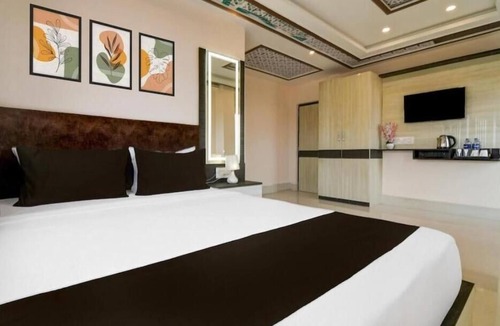 Dumdum Hotel | Hotel BN Palace