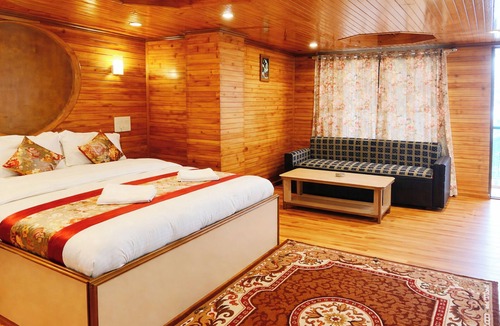 Darjeeling Hotel | Hotel Broadway Mall Road Darjeeling