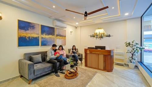 Kondapur Hotel | Hotel Broholi Inn Near Google Office, Kondapur Hitex