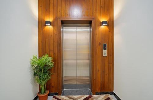 Kondapur Hotel | Hotel Broholi Inn Near Google Office, Kondapur Hitex