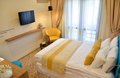 Old Town Hotel | Hotel Capitolina City Chic