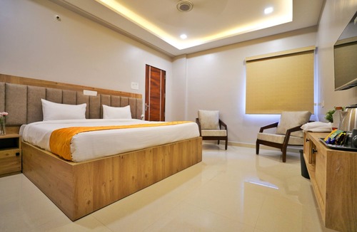 Financial District Hotel | Hotel Ceasta, Next US Consulate Hyderabad, Gachibowli