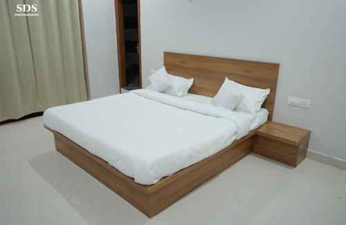 Sanchor Hotel | Hotel Chandra Hari Palace