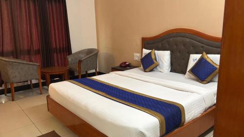 Gandhi Nagar Hotel | Hotel Chetan International