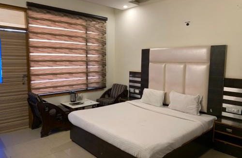 Sector 22 Hotel | Hotel Citi Heights