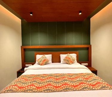 Kathadimattam Hotel | Hotel City Palace