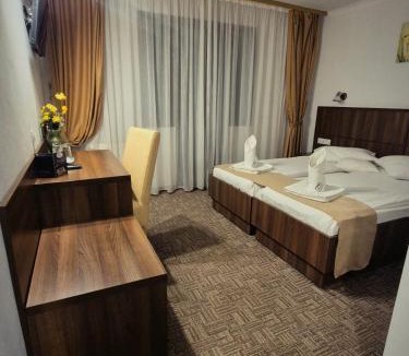 Valiug Hotel | Hotel Claris