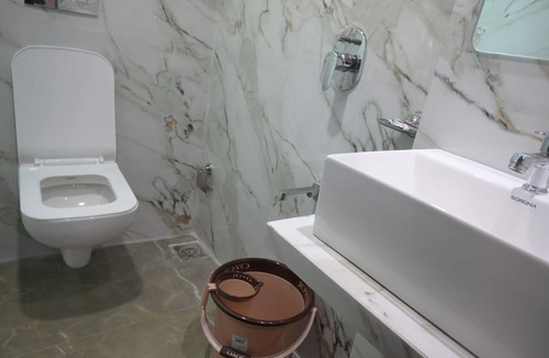 Malad East Hotel | Hotel Classy Comfort