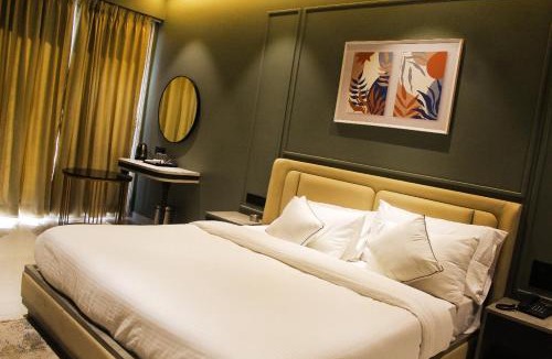 Hadapsar Hotel | Hotel Comfort Inn
