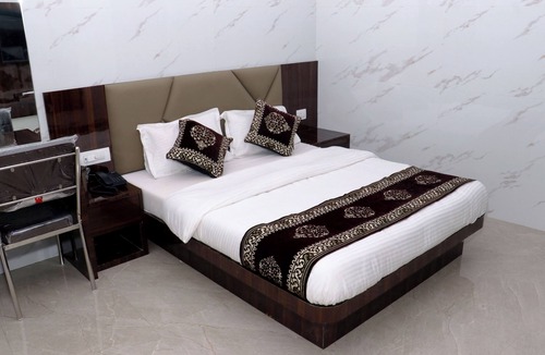 Malad East Hotel | Hotel Comfy Inn