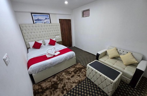 Mechi Zone Hotel | Hotel Craze Time & Restro