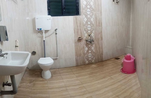 Jalgaon Hotel | HOTEL CRAZY HOME AND RESORT