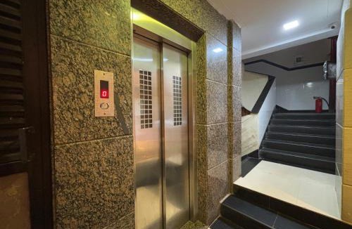Kurla West Hotel | Hotel Crystal Palace Near US Consulate Bandra Kurla Complex Mumbai Near Mumbai Airport Mumbai