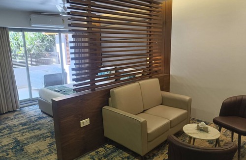 Belapur Hotel | Hotel Dakshin Grandeur