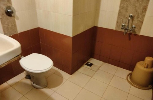 Manipal Cabin | Hotel Dashrath Residence