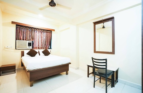 Amarnath Hotel | Hotel Della Comfort near Ambreshwar Shiv Mandir, Ambernath