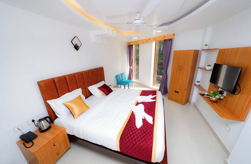 Kalapettai Hotel | Hotel Devi Paradise
