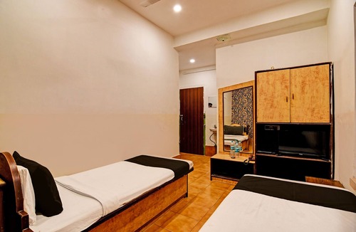 Sealdah Hotel | Hotel Dinar