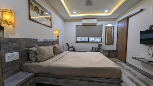 Vadodara Hotel | Hotel Divine Heritage