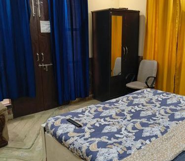 Hari Nagar House | Hotel Divine