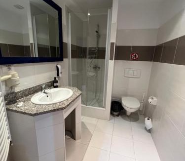 Ganeasa Hotel | Hotel Doi Taurasi