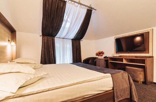 Caciulata Hotel | Hotel Domnitei
