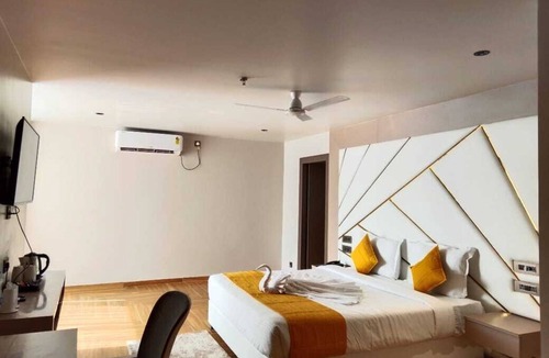 Alipurduar Hotel | HOTEL DOOARS HILTON