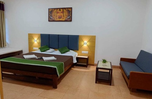 Ganpatipule Hotel | Hotel Durvankur Ganpatipule