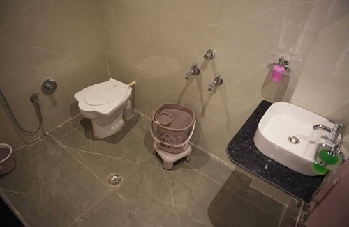 Shirdi Hotel | Hotel Dwarka Nilayam