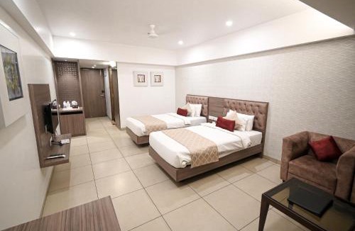 Nagpur Hotel | Hotel Dwarkamai, A Pure Vegetarian Hotel