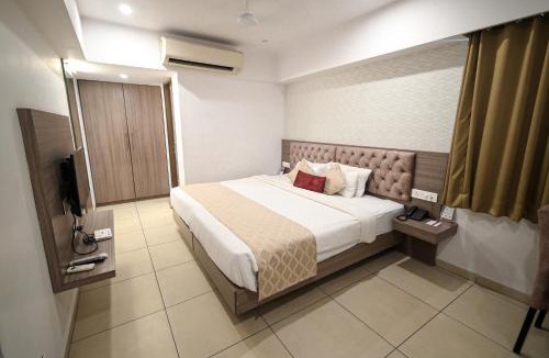 Nagpur Hotel | Hotel Dwarkamai, A Pure Vegetarian Hotel