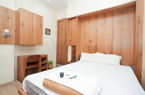 J B Nagar Hotel | Hotel Elegance Nx