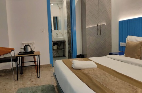 DLF Phase 5 Hotel | Hotel Elite 29 Golf Course Road