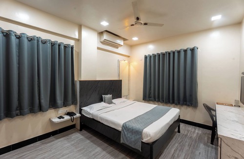 Pune Hotel | Hotel Ellora Park