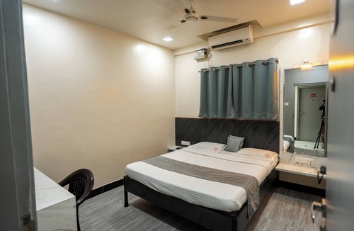 Pune Hotel | Hotel Ellora Park