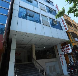 Gandhi Nagar Hotel | Hotel Embassy