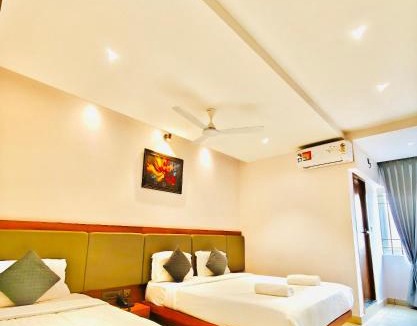Mahadevpet Hotel | Hotel Emora Keys, 500 Mtrs From Madikeri Fort