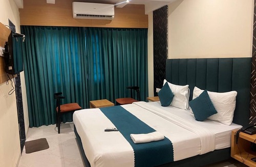 South Tukoganj Hotel | Hotel Enigma Indore
