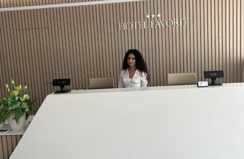 Venus Hotel | Hotel Favorit